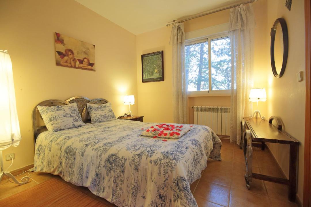 Photo of Bedroom in Renera