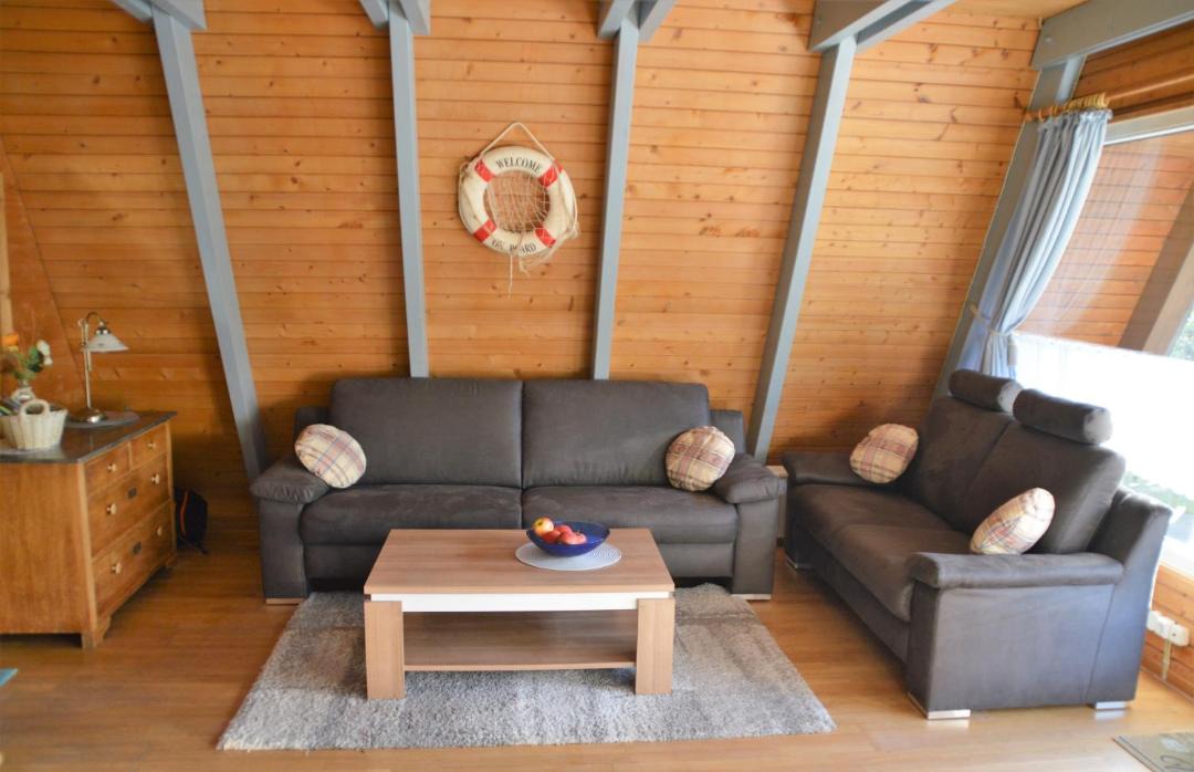 Photo of Livingroom in Damp