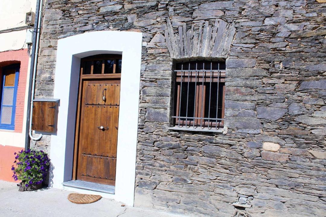 Photo of Buildings in Susane del Sil