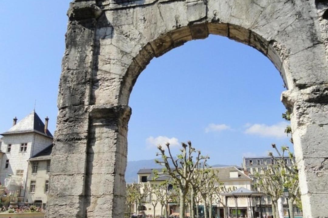 Photo of Buildings in Aix-les-Bains City Center