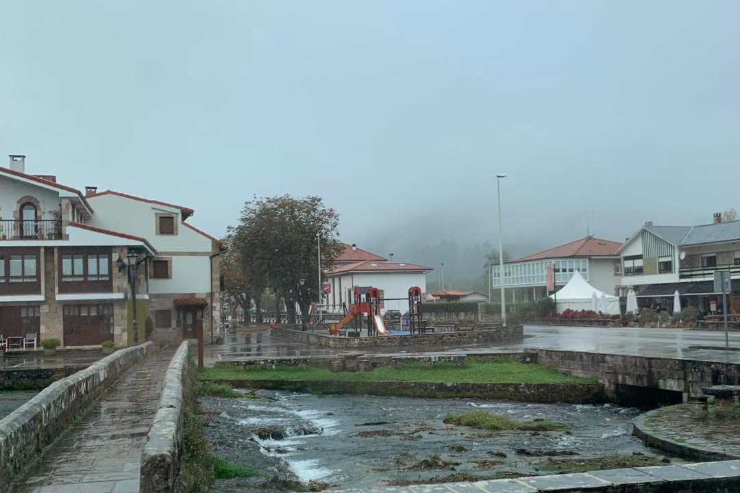 Photo of Buildings in Ruente