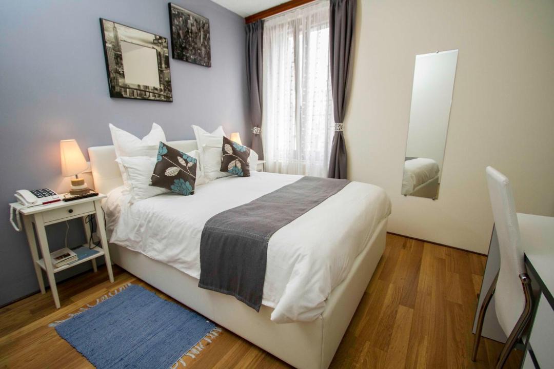 Photo of Bedroom in Divonne-les-Bains