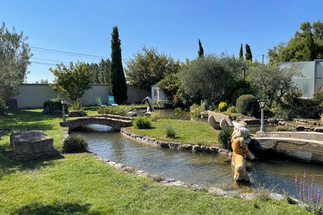 Photo of Others in Entraigues-sur-la-Sorgue