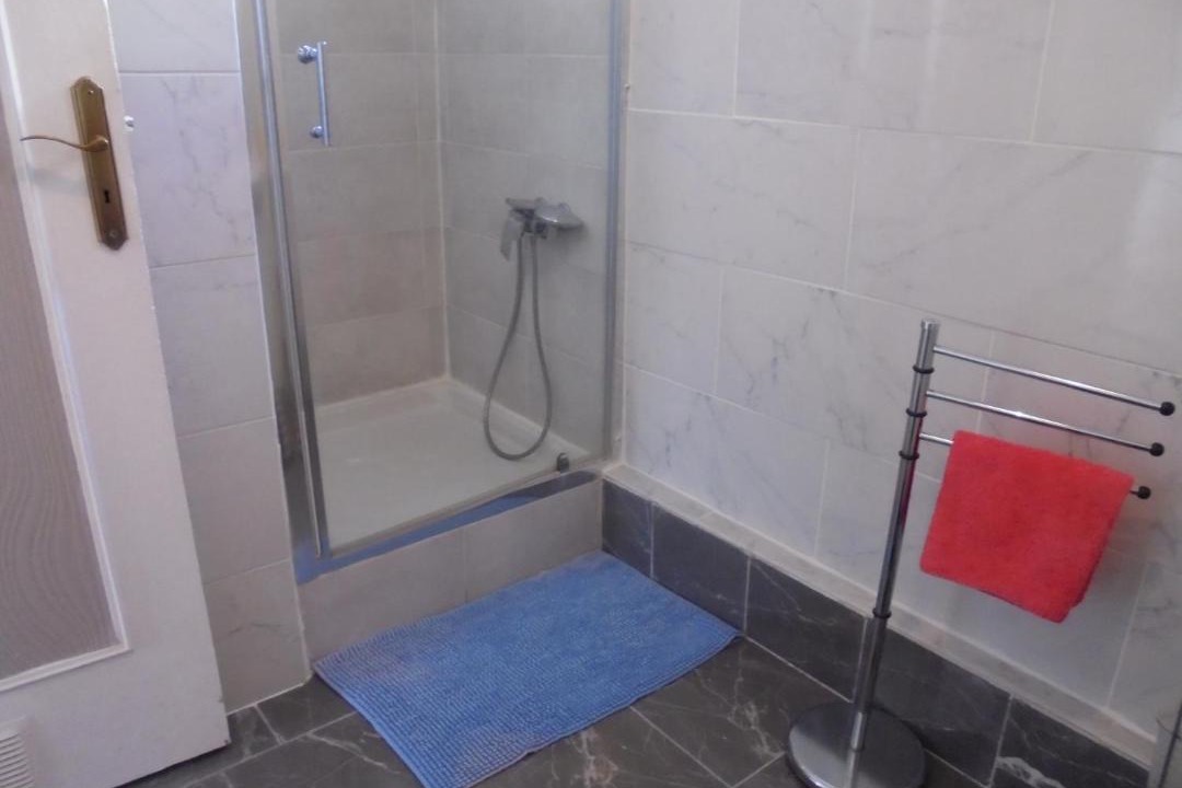 Photo of Bathroom in Saint-Assiscle