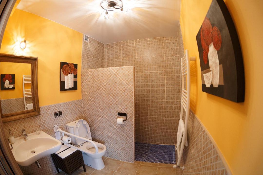 Photo of Bathroom in Trabazos
