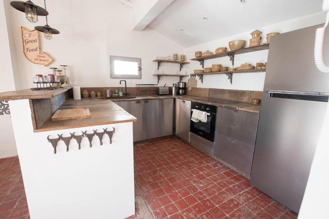 Photo of Kitchen in Arles City Centre