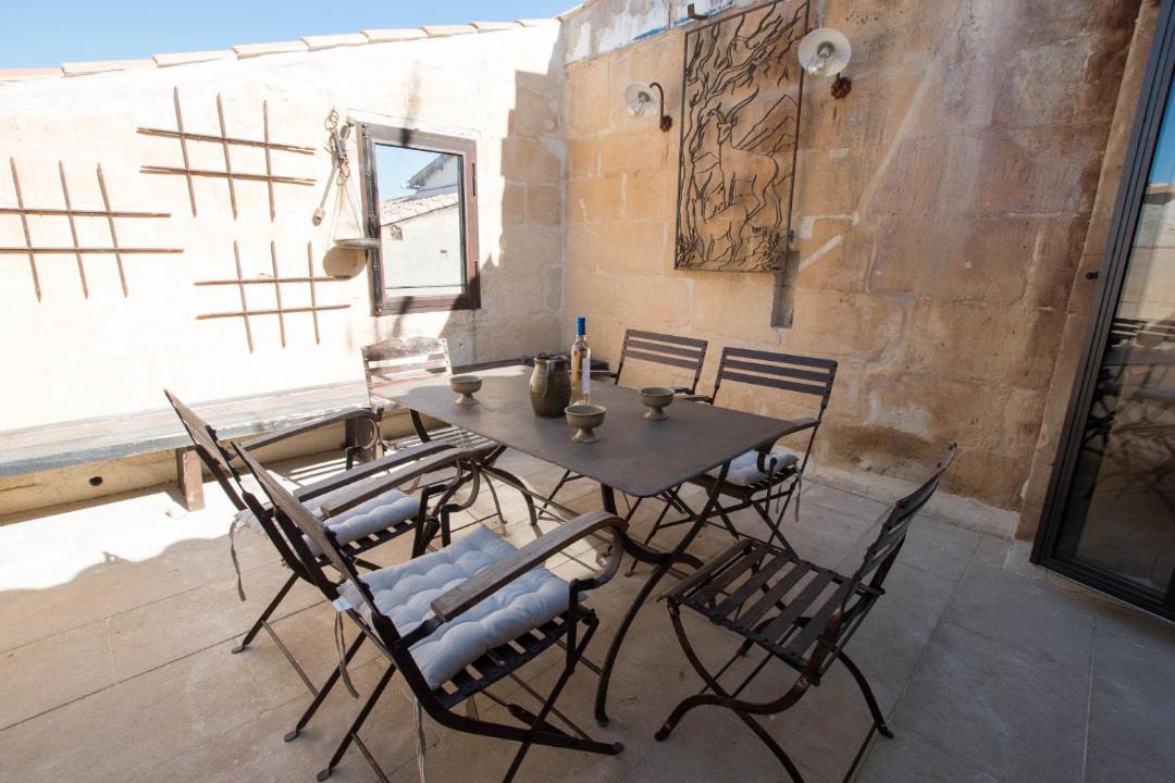 Photo of Patio Balcony in Arles City Centre