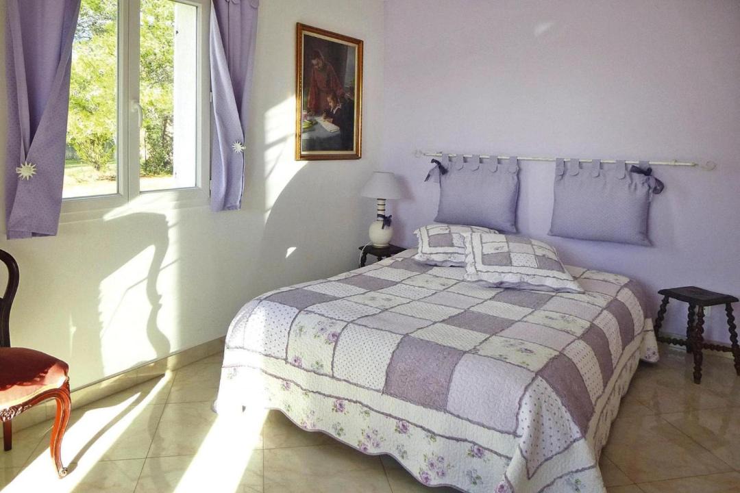 Photo of Bedroom in Lambesc