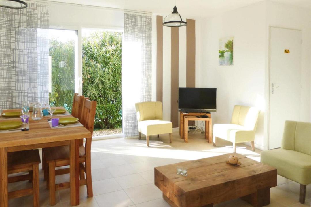 Photo of Livingroom in Arpaillargues-et-Aureillac