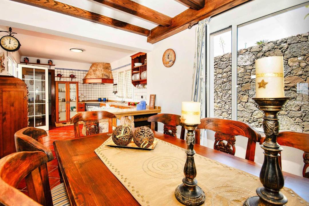 Photo of Livingroom in Nazaret
