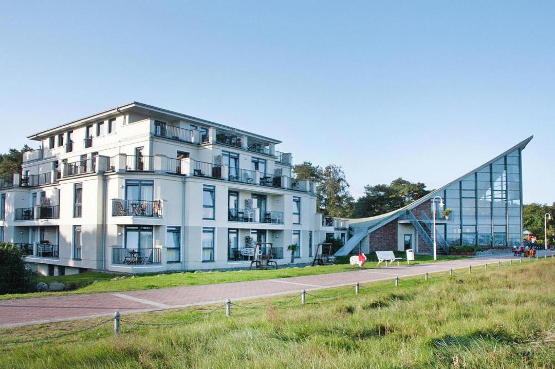 Photo of Buildings in Glowe
