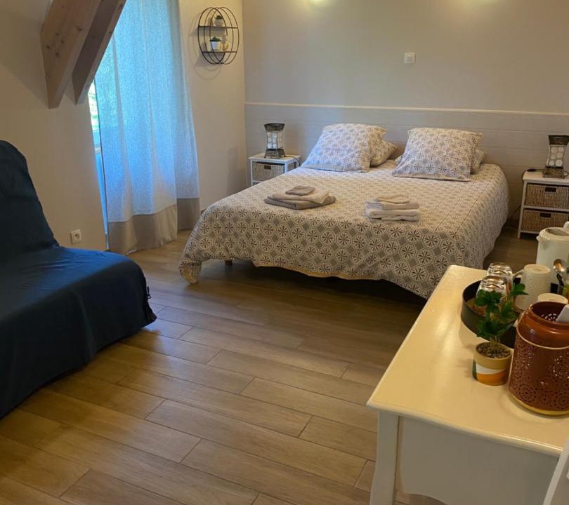 Photo of Bedroom in Chanos-Curson