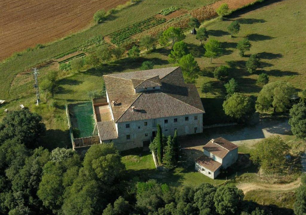 Photo of Buildings in Argelaguer