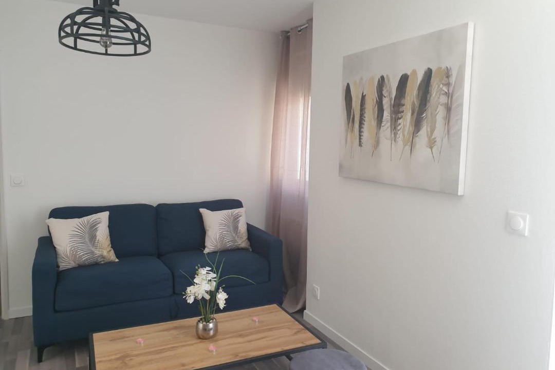 Photo of Livingroom in Oyonnax