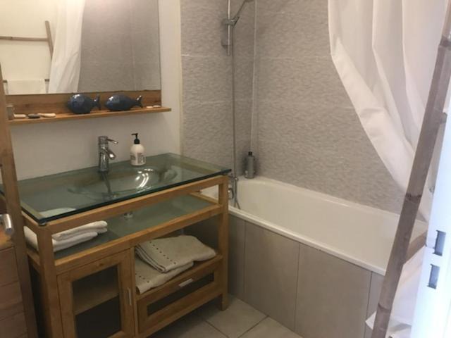 Photo of Bathroom in Port Marianne