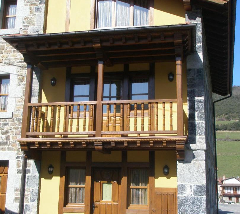 Photo of Buildings in Orzales