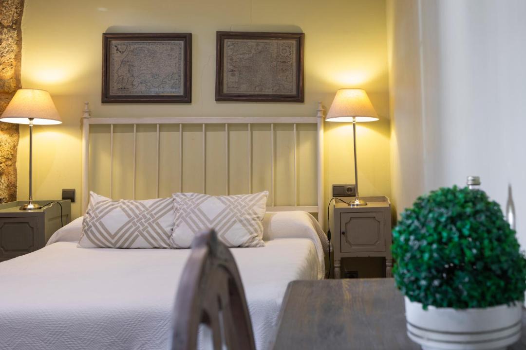 Photo of Bedroom in San Martin de Trevejo