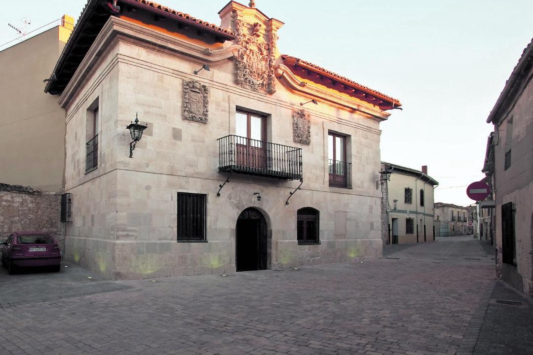 Photo of Buildings in Valoria la Buena