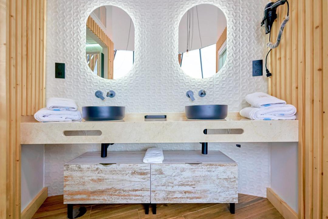 Photo of Bathroom in El Torno