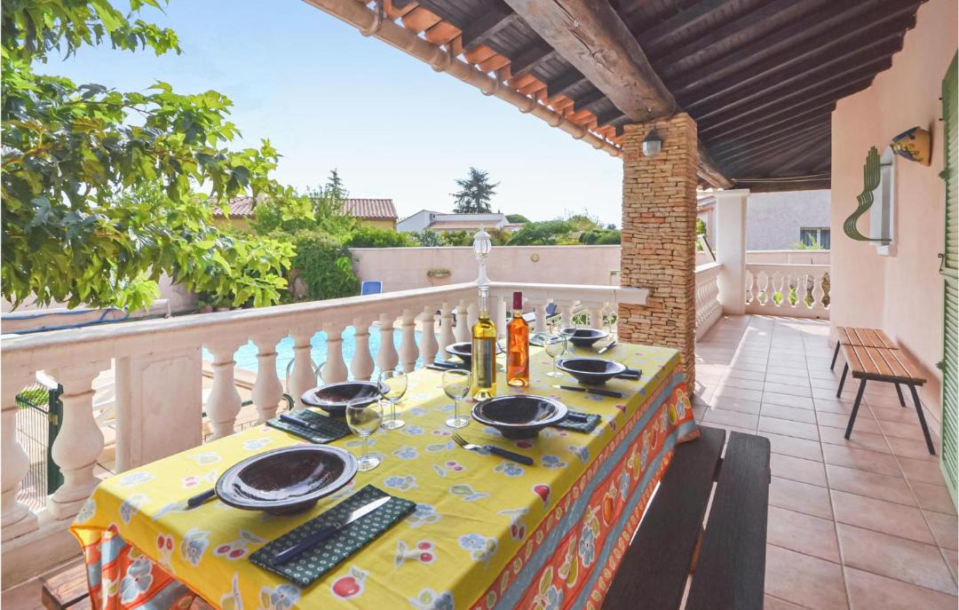 Photo of Patio Balcony in Uchaud