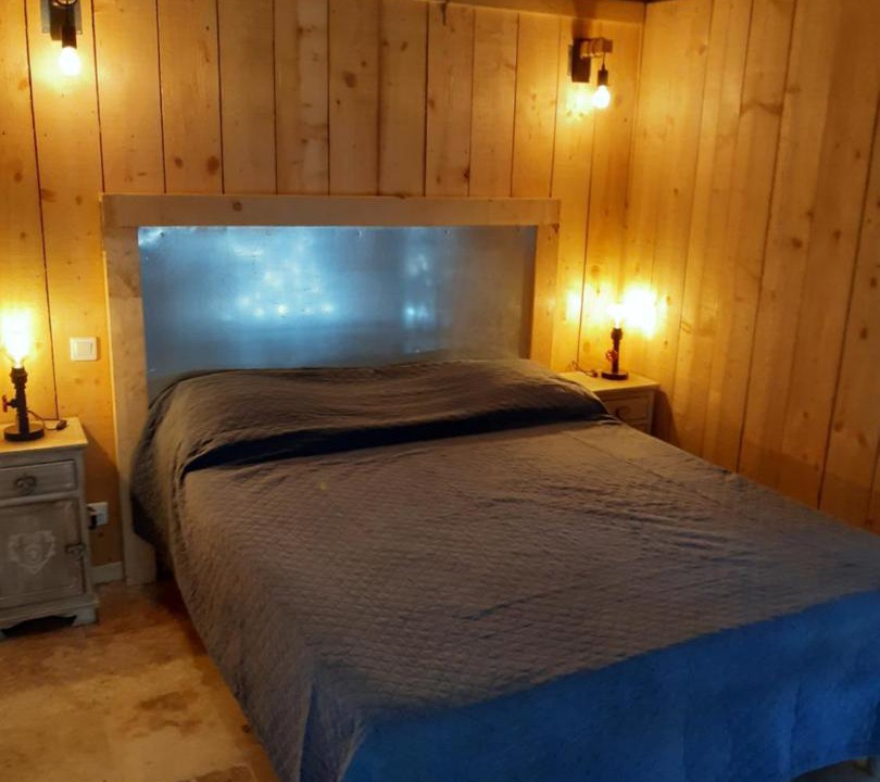 Photo of Bedroom in Oppede