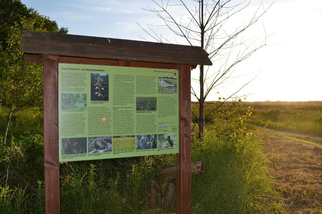 Photo of Others in Bentzin