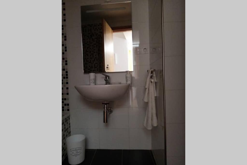 Photo of Bathroom in Samieira
