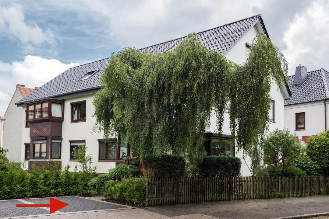 Photo of Buildings in Klushof