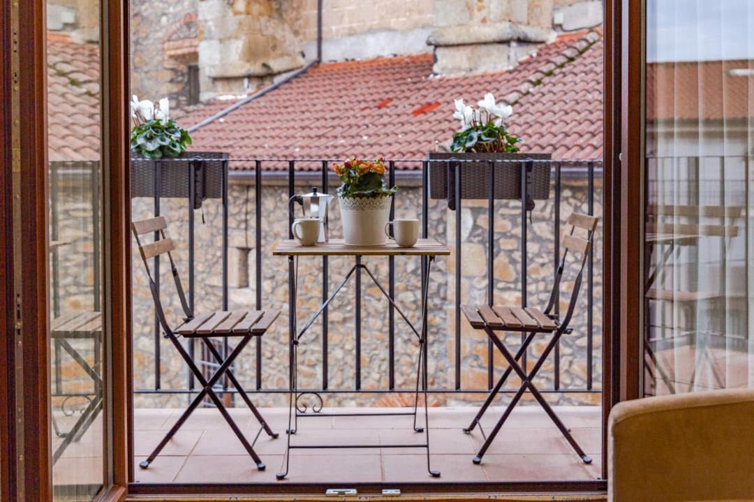 Photo of Patio Balcony in Cabezuela del Valle