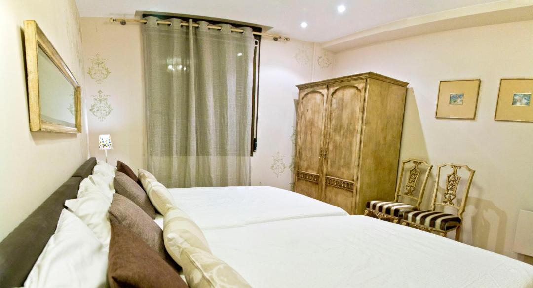 Photo of Bedroom in Gros