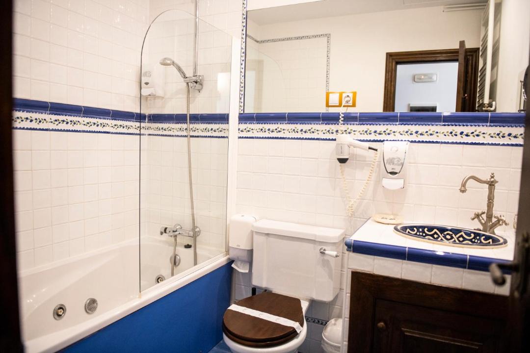 Photo of Bathroom in Queveda
