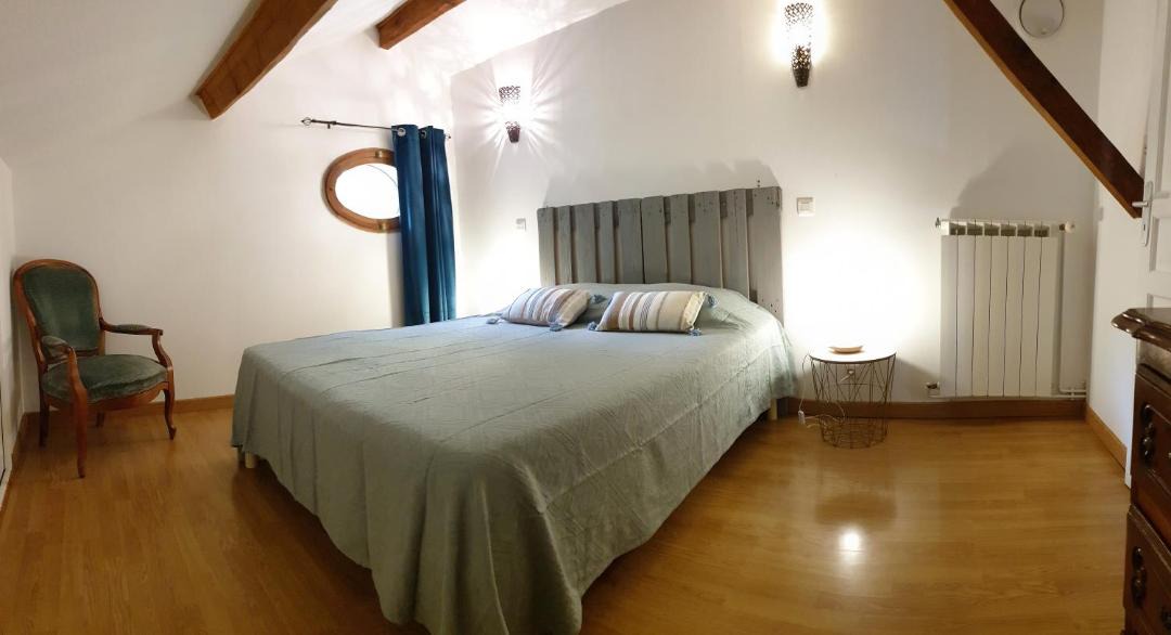 Photo of Bedroom in Arles