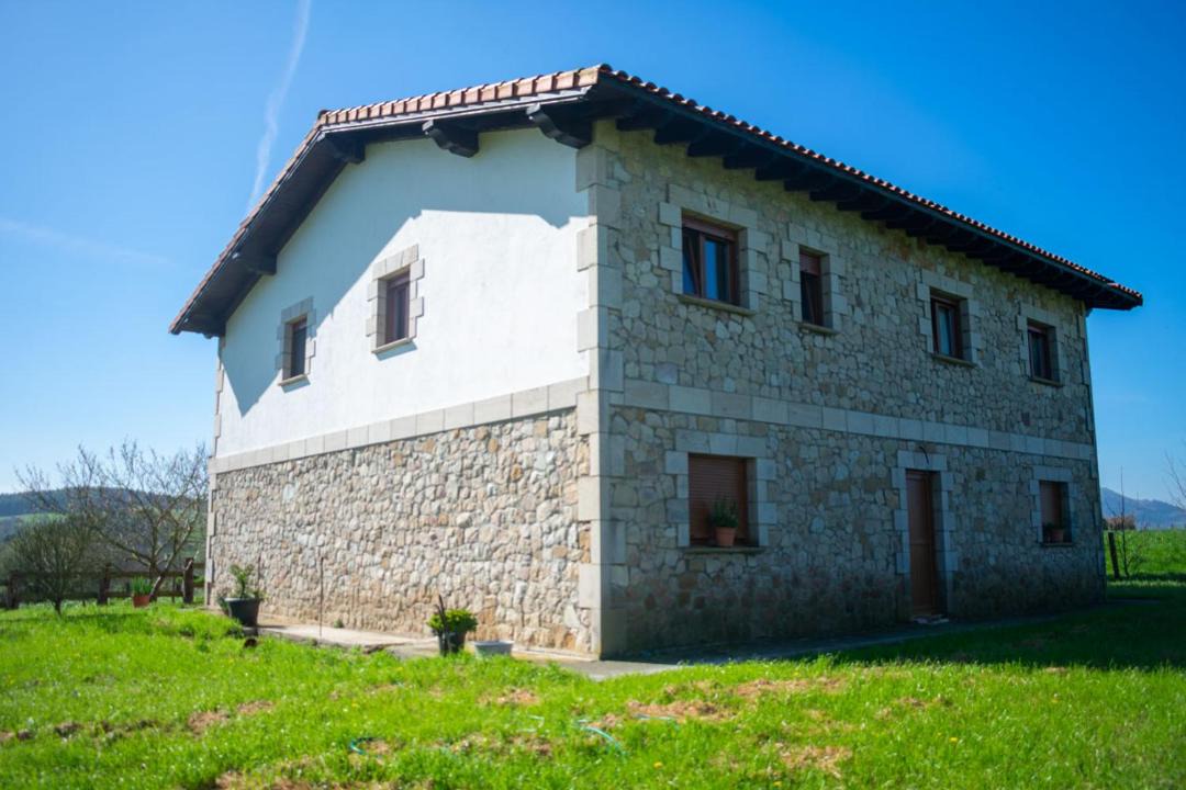Photo of Buildings in Ribamontan al Monte