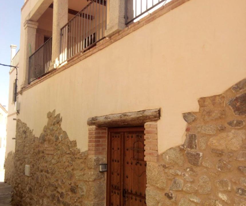 Photo of Buildings in Lagartera