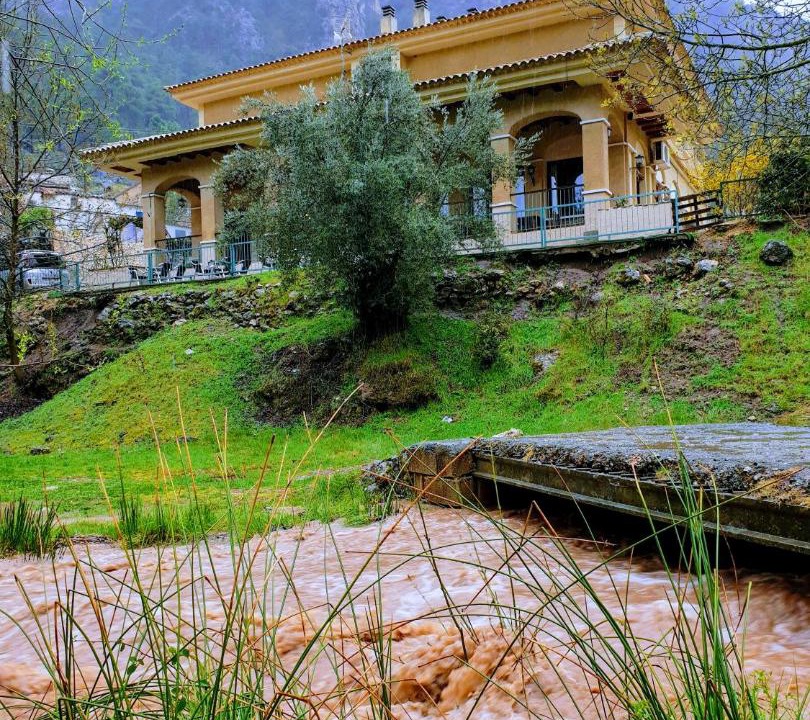 Photo of Buildings in Riomadera