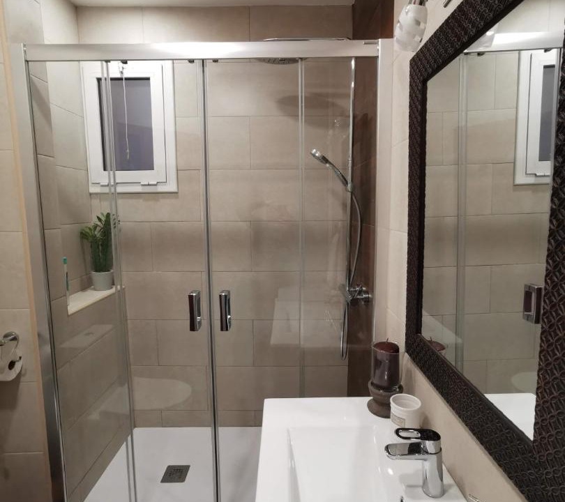 Photo of Bathroom in El Poble-sec