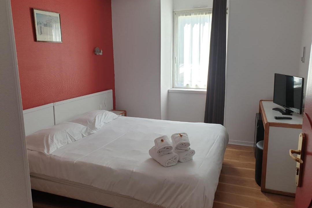 Photo of Bedroom in Bellegarde-sur-Valserine