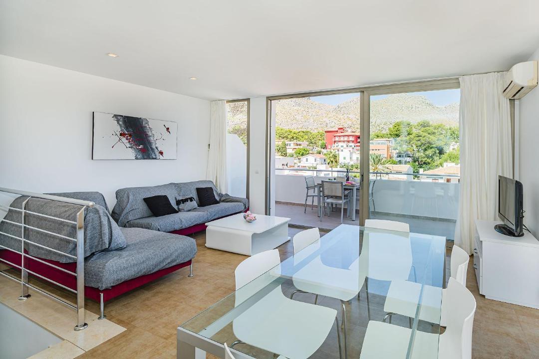 Photo of Livingroom in Cala San Vicente