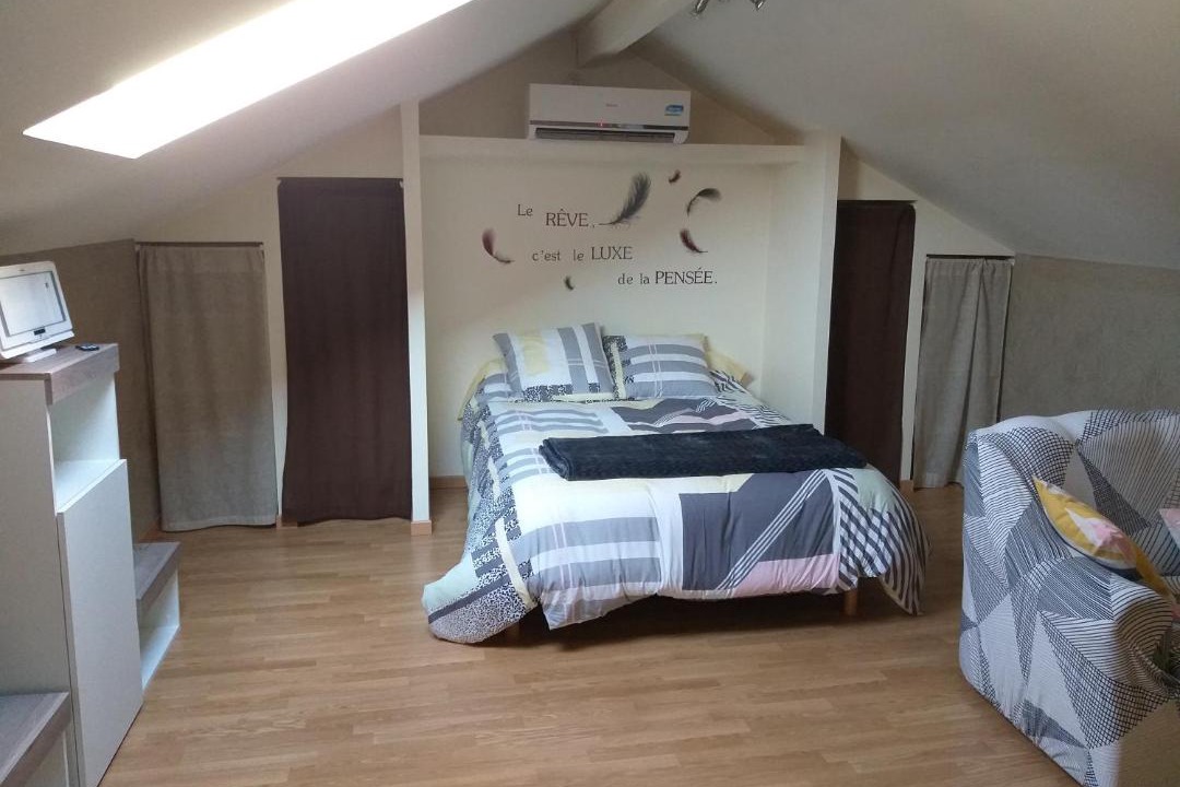 Photo of Bedroom in Bellegarde-sur-Valserine