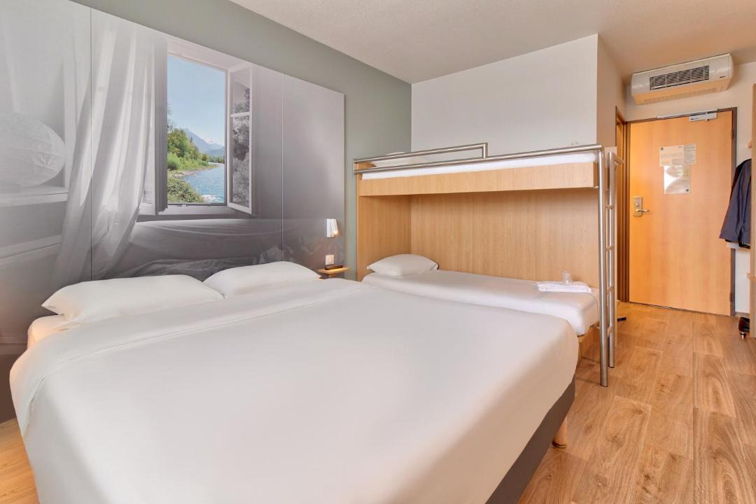 Photo of Bedroom in Lescar