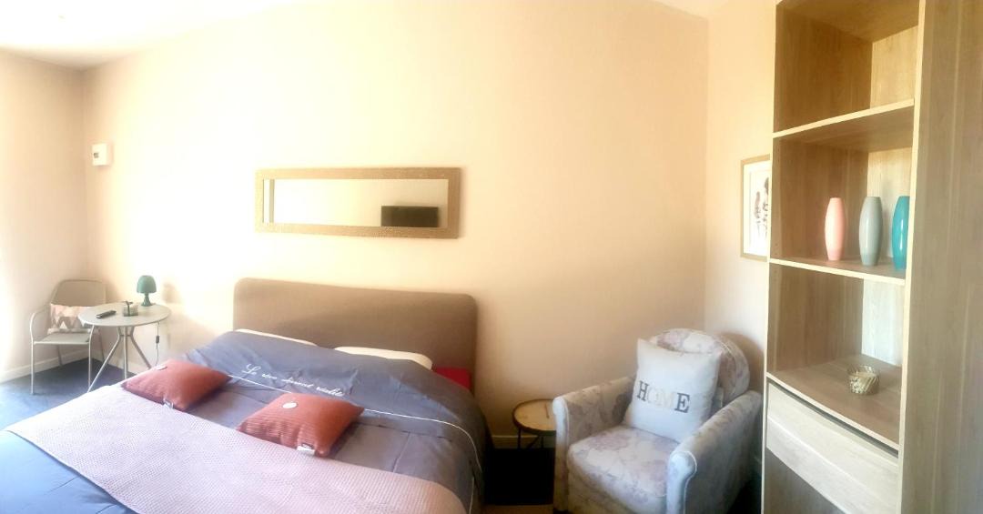 Photo of Bedroom in Beaucaire