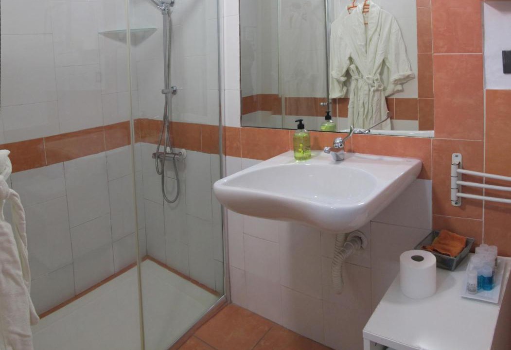 Photo of Bathroom in Triana