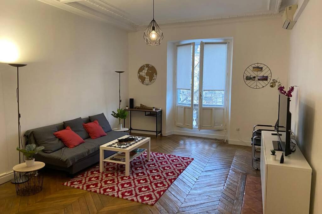 Photo of Livingroom in Beziers City Centre
