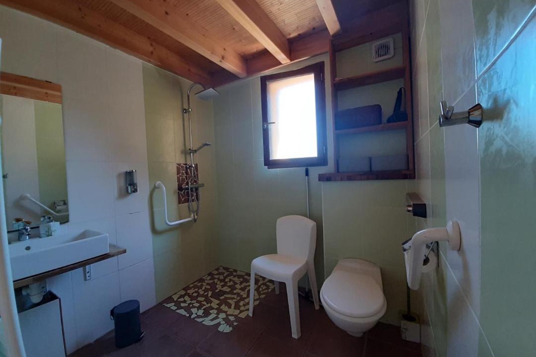 Photo of Bathroom in Ambronay