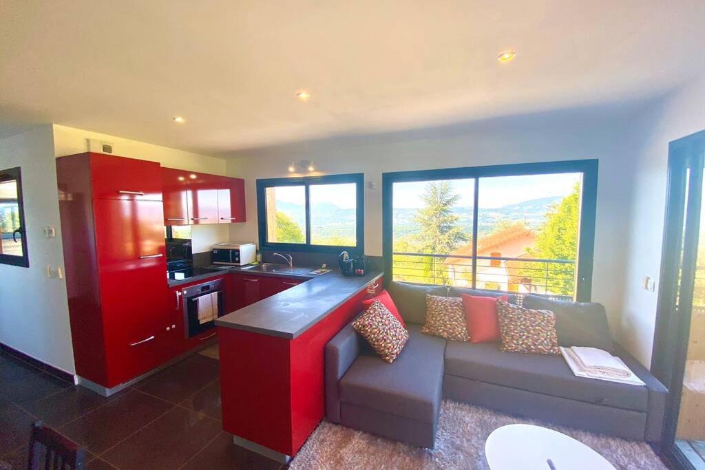 Photo of Livingroom in Lucinges