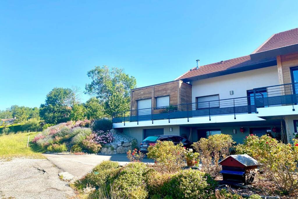 Photo of Buildings in Lucinges