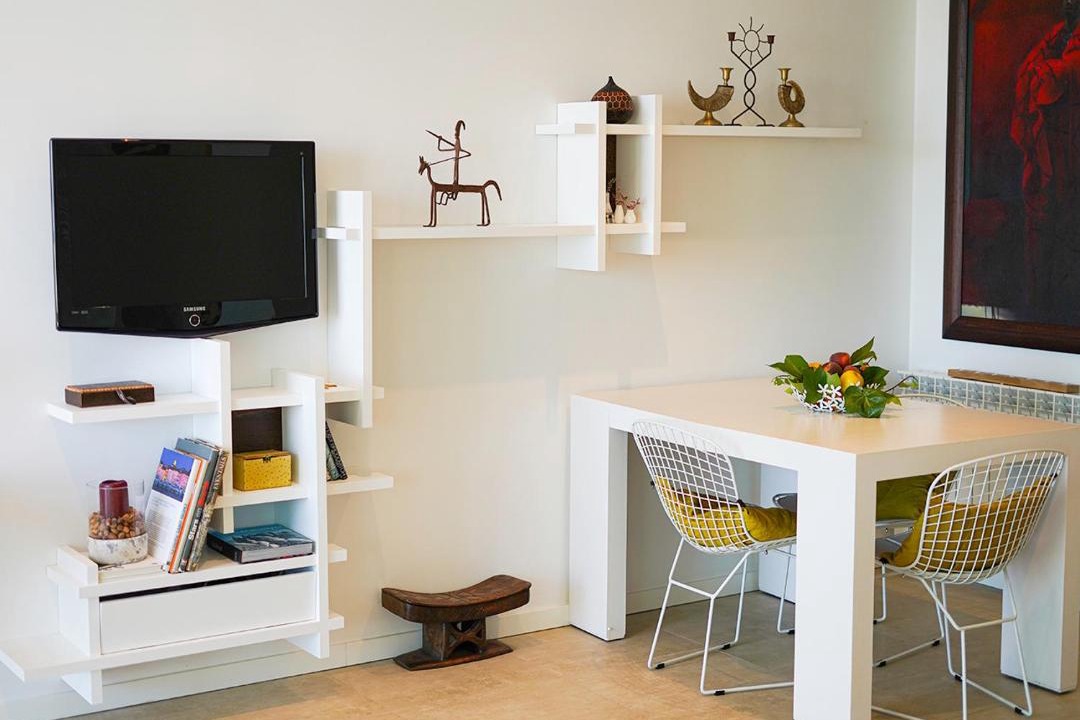Photo of Livingroom in Roses Town Center
