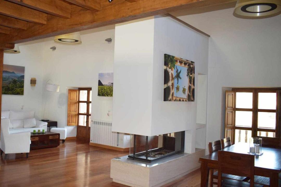 Photo of Livingroom in Cartes