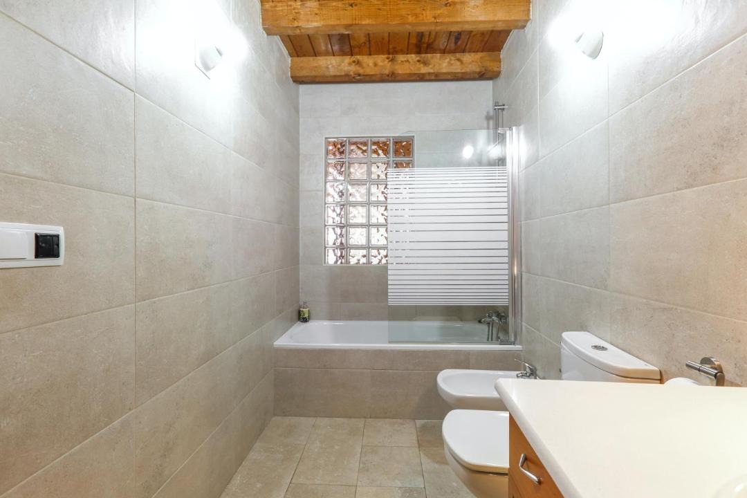 Photo of Bathroom in Arellano