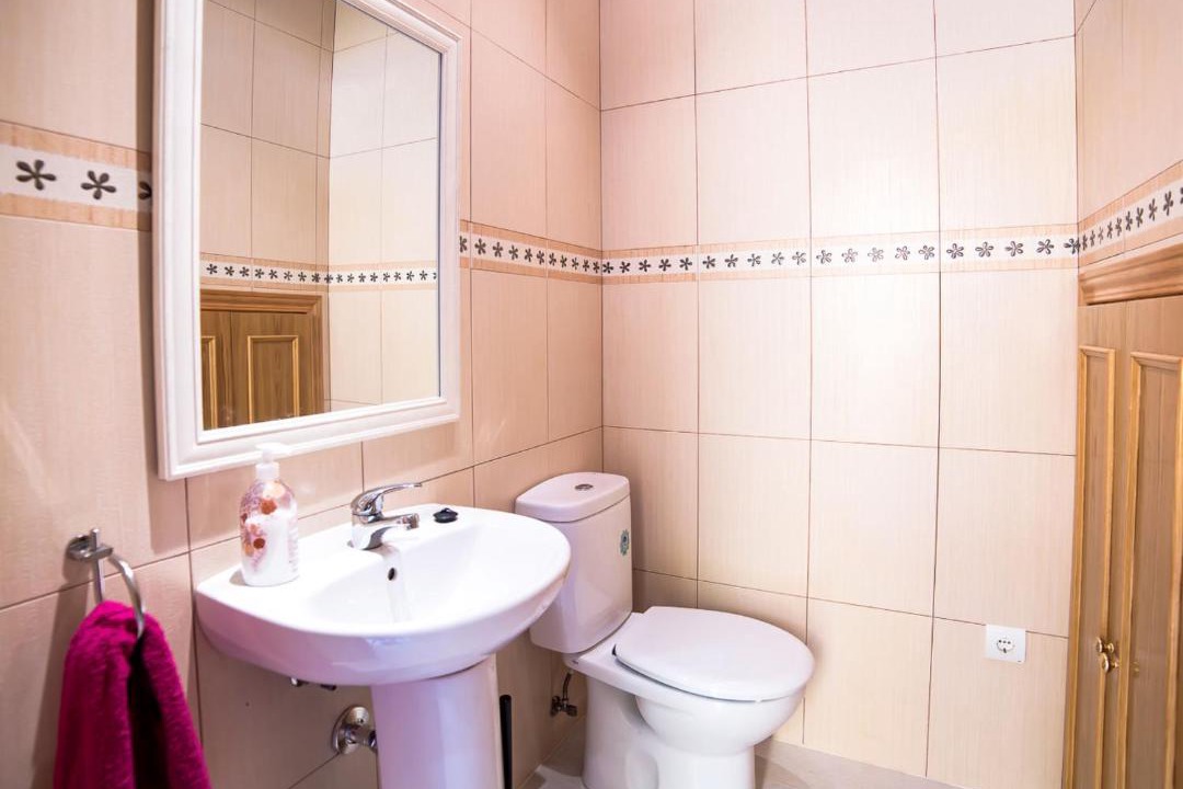 Photo of Bathroom in Empedrola